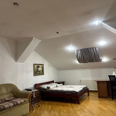 Apartment Kostyushka Львів Екстер'єр фото