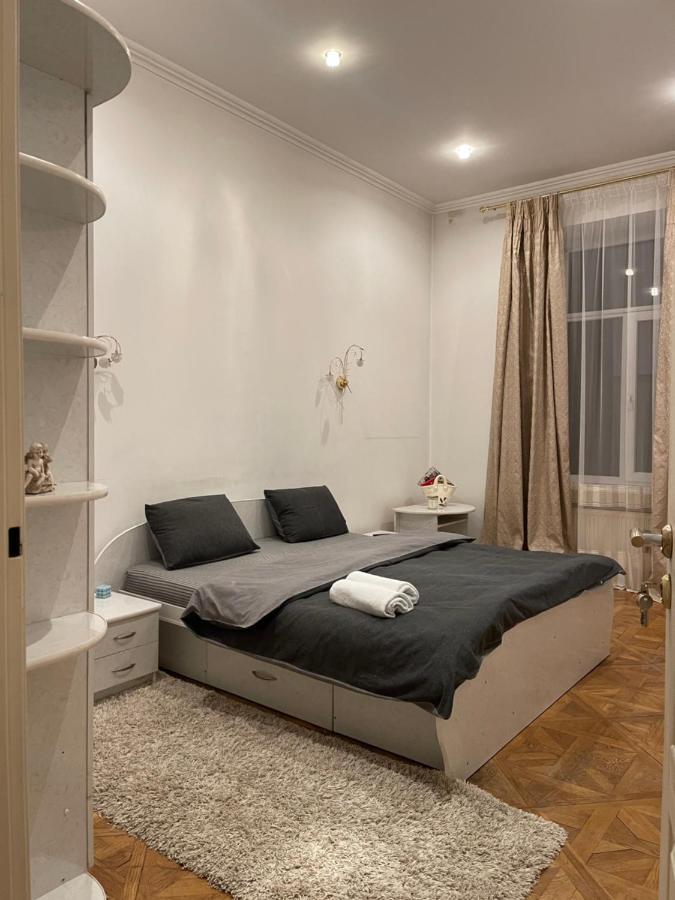 Apartment Kostyushka Львів Екстер'єр фото