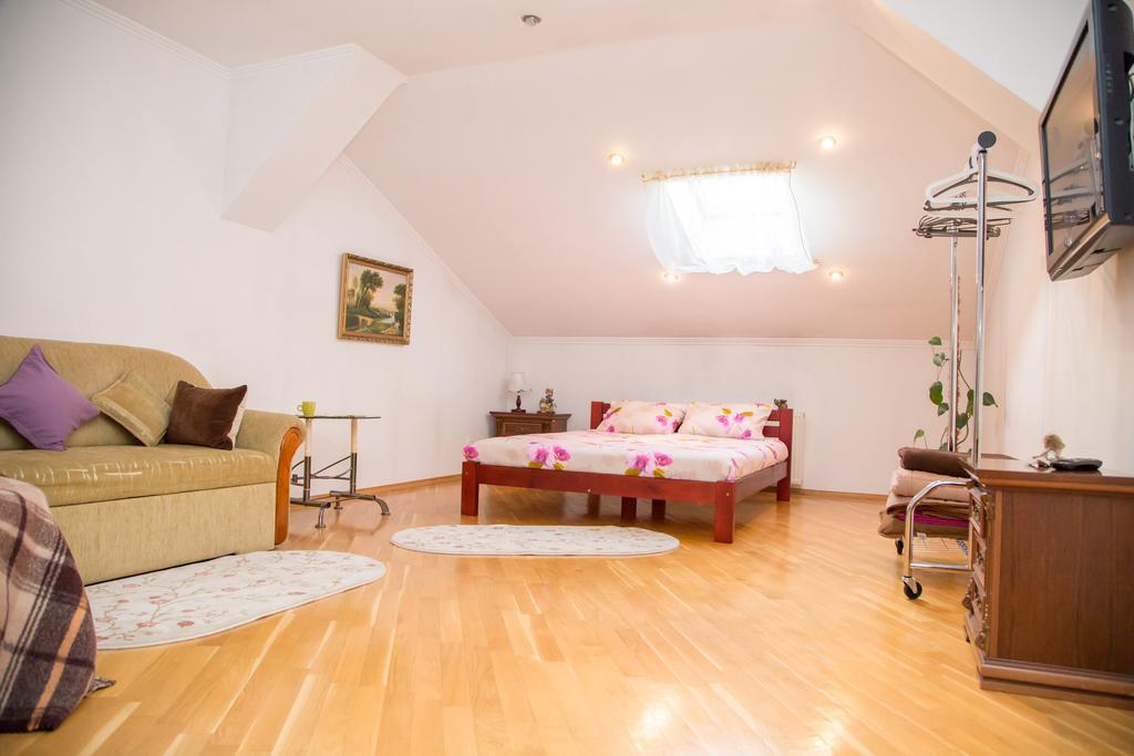 Apartment Kostyushka Львів Екстер'єр фото